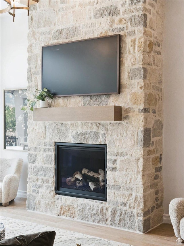 1649 W Pheasant Meadow Dr, Kaysville, UT 84037 - detailed view of wood finished floors and a fireplace