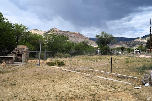 519 Edgehill Pl, East Carbon, UT 84520 - mountain view