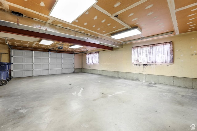 8614 S Buena Vista Dr E, Sandy, UT 84094 - garage with a garage door opener