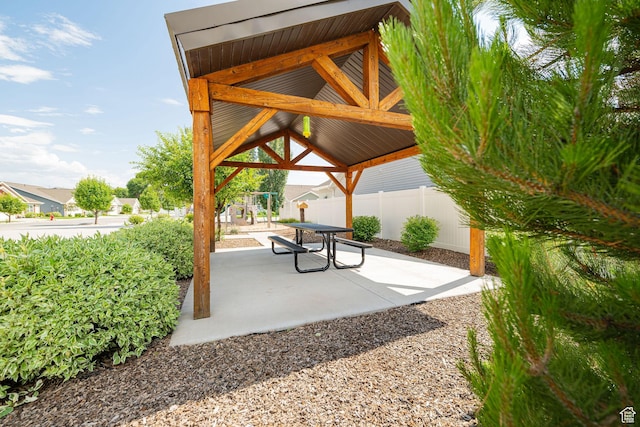 318 E 290 N, Preston, ID 83263 - surrounding community with a gazebo, a playground, and a patio area