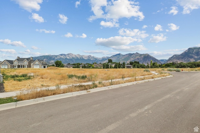 6472 W 10090 N, Highland, UT 84003