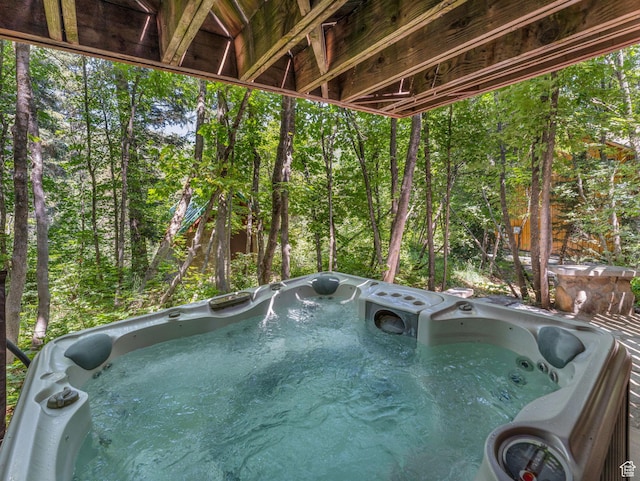 8998 Timphaven Rd, Sundance, UT 84604 - view of swimming pool featuring a hot tub