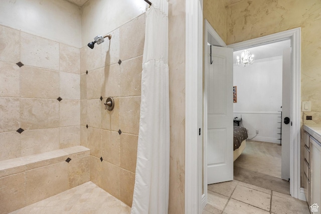 480 W Tonapah Way, Ivins, UT 84738 - full bath with tiled shower, vanity, and a chandelier