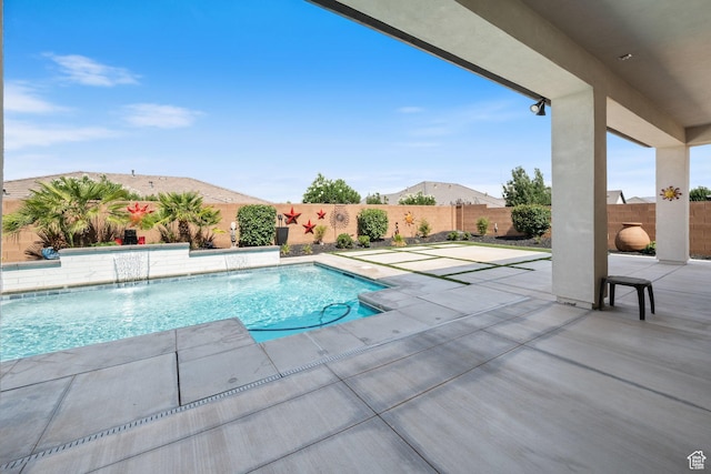 2616 S 3210 E, St George, UT 84790 - view of swimming pool featuring a patio and a fenced backyard