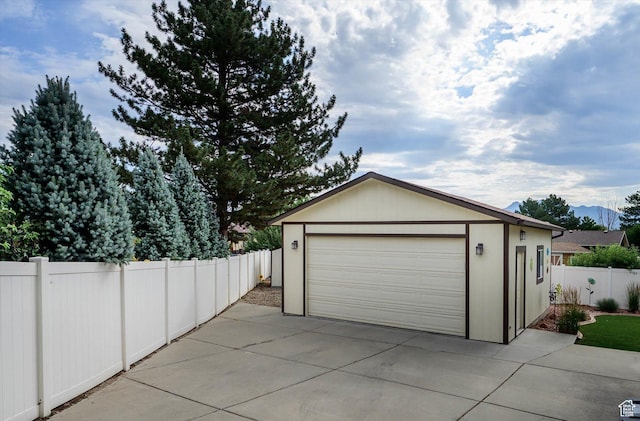 6871 S Alfalfa Cir, West Jordan, UT 84084 - detached garage with a mountain view