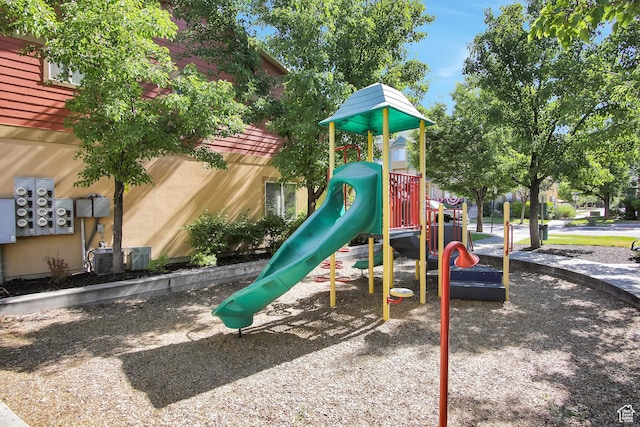 888 N Shepard Creek Pkwy W, Farmington, UT 84025 - view of community playground