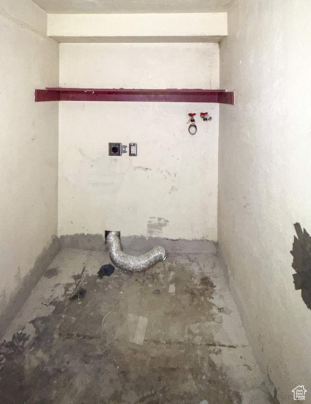 347 Hill St, Helper, UT 84526 - washroom featuring hookup for a washing machine and hookup for an electric dryer