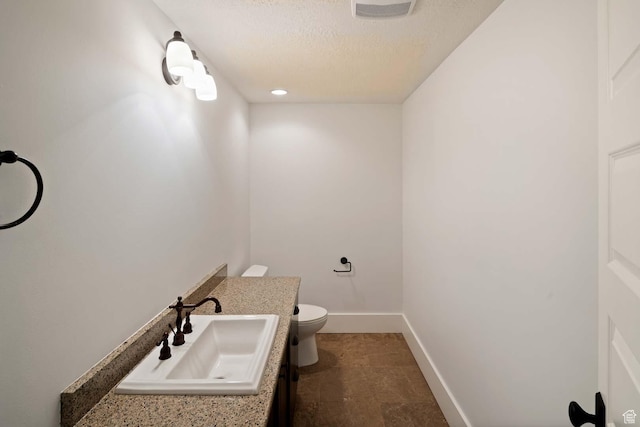 5843 W Wildflower Ln, Highland, UT 84003 - bathroom featuring toilet and a textured ceiling