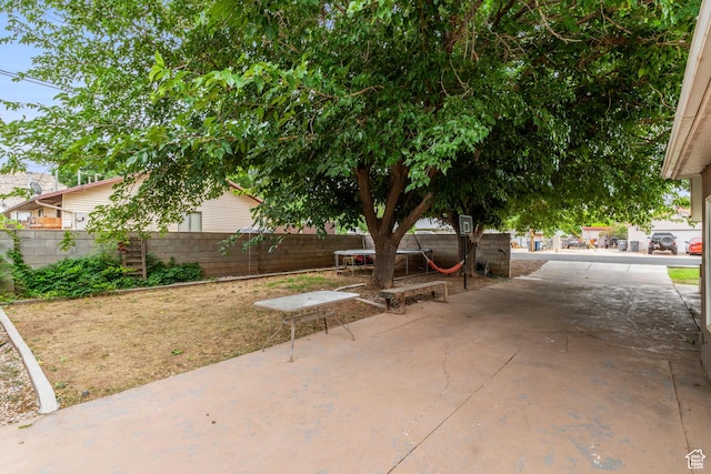 283 S 400 W, Hurricane, UT 84737 - fenced backyard featuring a patio area