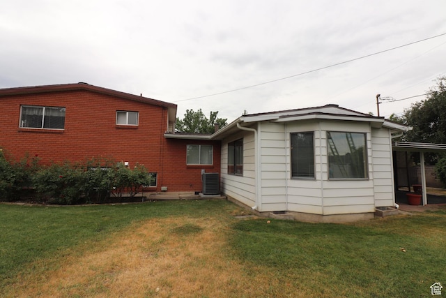547 E 6295 S, Murray, UT 84107 - view of property exterior with a yard