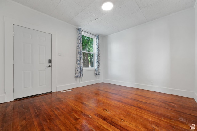 1145 Kensington Ave, Salt Lake City, UT 84105 - entrance foyer with wood-type flooring and ornamental molding