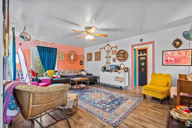 670 E 400 S, Payson, UT 84651 - living room featuring a ceiling fan and wood finished floors