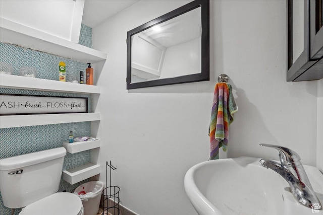 670 E 400 S, Payson, UT 84651 - half bath with a sink and toilet