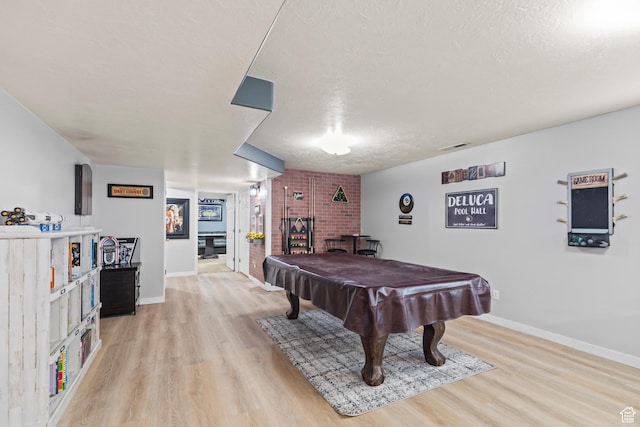 528 W 650 S, Richfield, UT 84701 - game room with light wood finished floors, a textured ceiling, and pool table