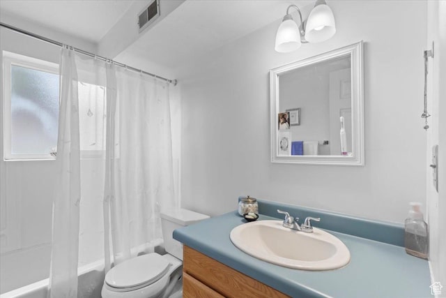 388 S Golden Circle Dr E, Fruit Heights, UT 84037 - bathroom featuring vanity and shower / bath combo