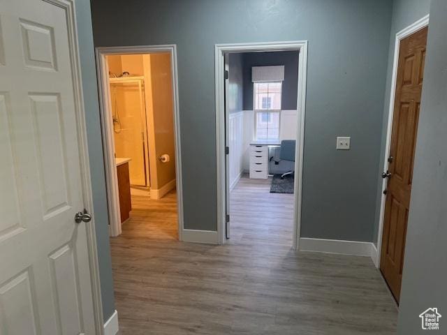 5298 W Icehouse Way, West Jordan, UT 84081 - hall featuring wood finished floors and a desk