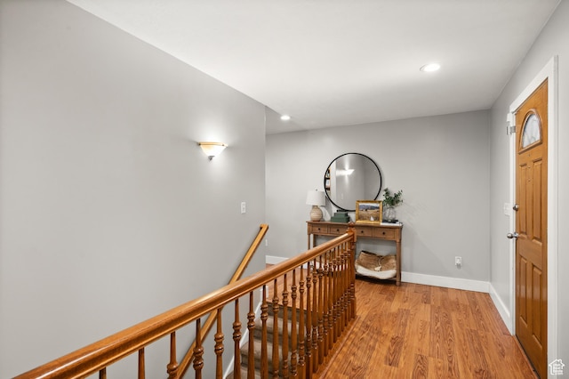 2188 E Country View Ln, Cottonwood Heights, UT 84121 - entryway featuring light wood-style flooring and recessed lighting