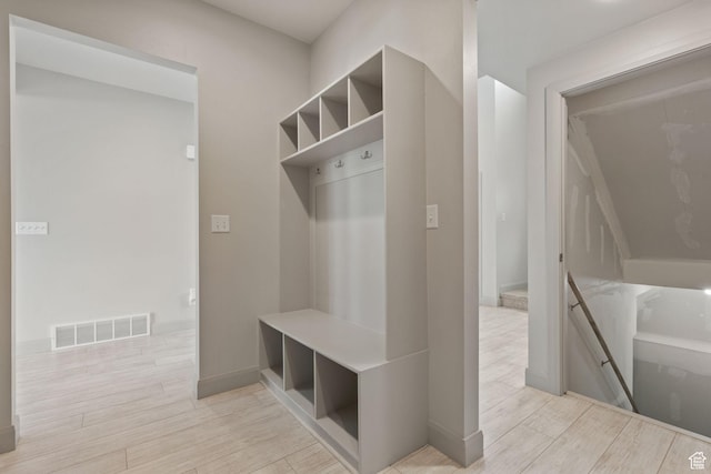 2628 E 40 N Unit 9, Spanish Fork, UT 84660 - mudroom featuring light wood finished floors
