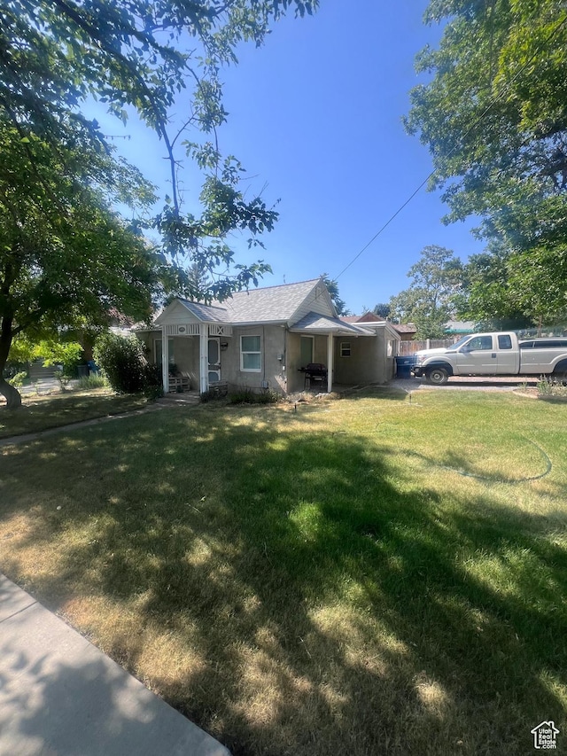 495 E Center St, Pleasant Grove, UT 84062 - view of front of home with a front yard