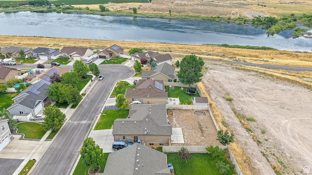 645 Stonebrook Ln, Santaquin, UT 84655 - aerial view of residential area with a large body of water