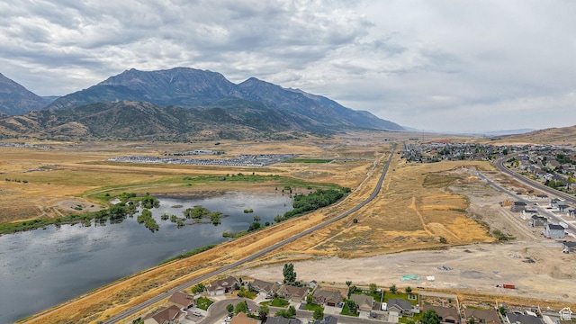 645 Stonebrook Ln, Santaquin, UT 84655 - aerial view of property's location featuring a water and mountain view