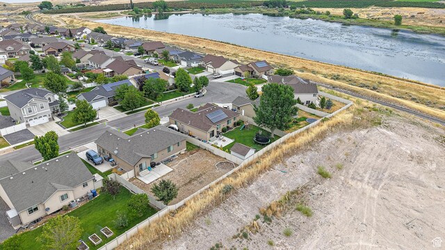 645 Stonebrook Ln, Santaquin, UT 84655 - aerial perspective of suburban area with a nearby body of water