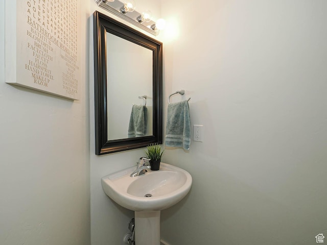 373 N Willow Haven Ave, Lehi, UT 84043 - view of bathroom