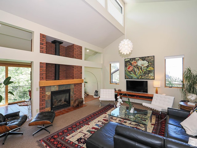 3348 E Splendor Cir, Holladay, UT 84124 - carpeted living room with a towering ceiling
