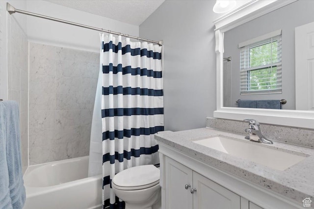 771 N 1725 W, Clinton, UT 84015 - bathroom with vanity and shower / bath combo