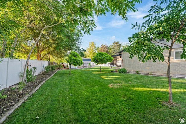 174 W Dawson St, Layton, UT 84041 - view of fenced yard