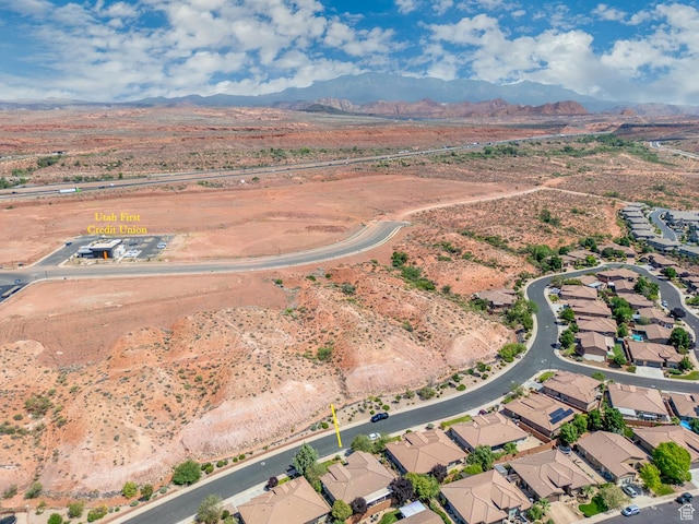 960 N Catalpa Dr, Washington, UT 84780 - aerial view of property and surrounding area featuring a mountainous background