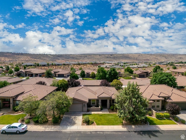 960 N Catalpa Dr, Washington, UT 84780 - aerial view of residential area featuring a mountain backdrop