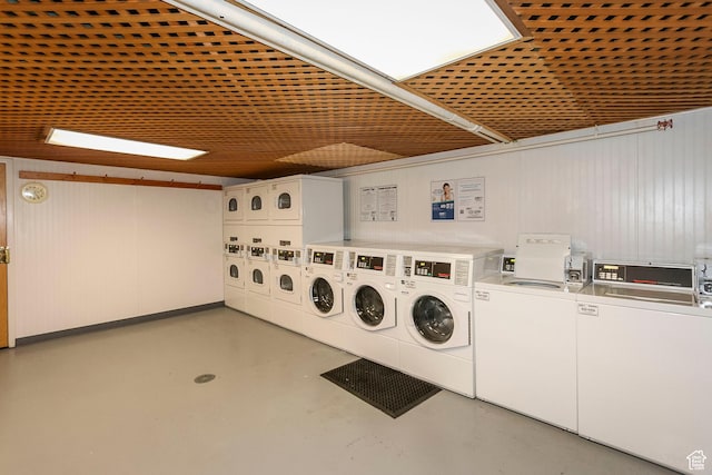 130 S 1300 E Unit 101, Salt Lake City, UT 84102 - shared laundry room with stacked washer / dryer and washing machine and dryer