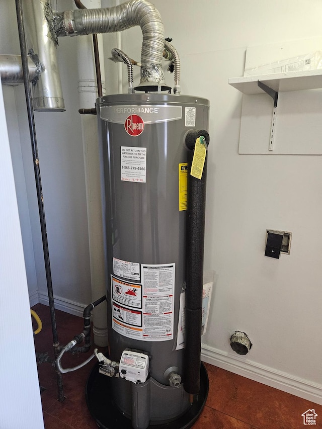 3673 S 2200 W Unit 15, West Valley City, UT 84119 - utilities featuring water heater