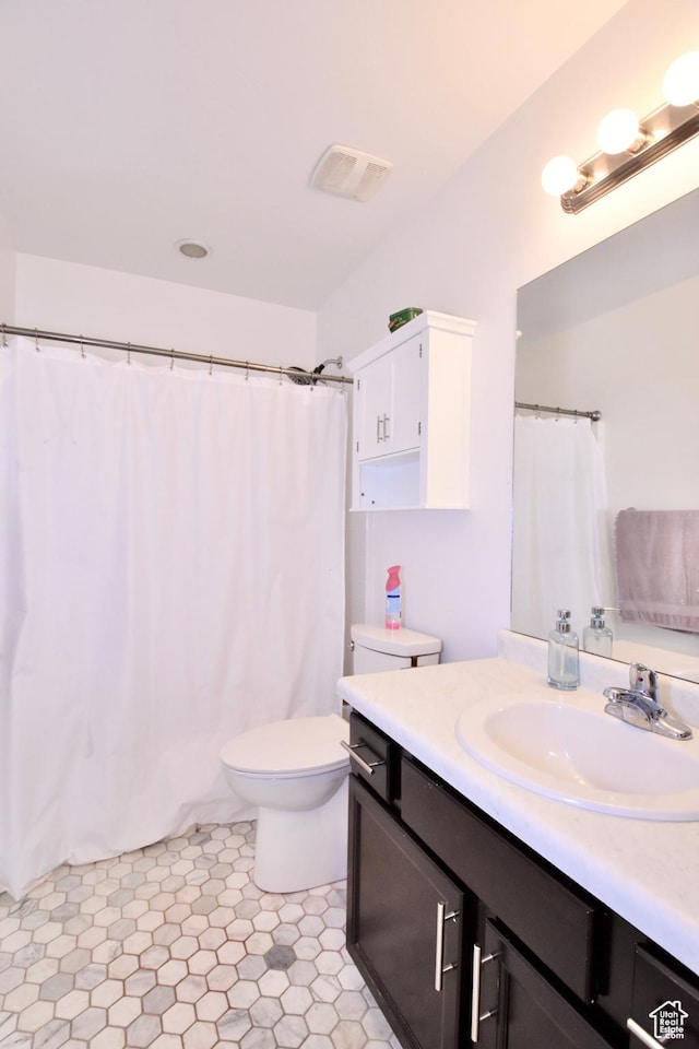 5063 W Arete Way, Herriman, UT 84096 - full bathroom with vanity and a shower with shower curtain