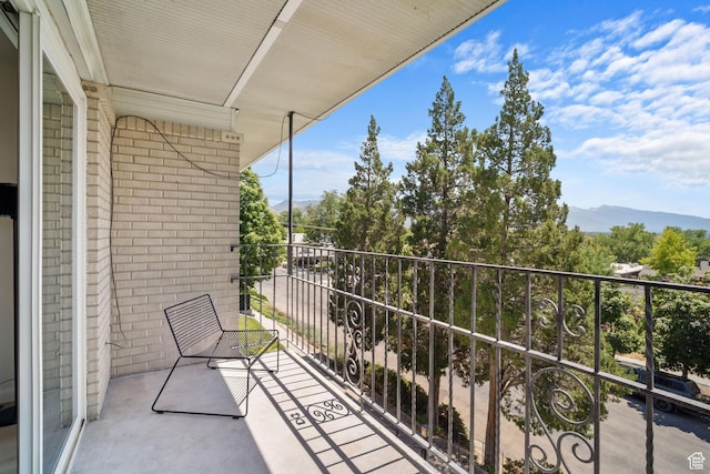 673 E 6th Ave, Salt Lake City, UT 84103 - balcony featuring a mountain view