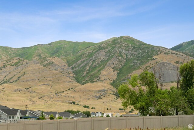8048 N Park Ln Unit 002, Lake Point, UT 84074