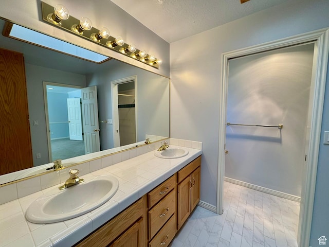 1341 E 5200 S, South Ogden, UT 84403 - full bath with double vanity and a textured ceiling