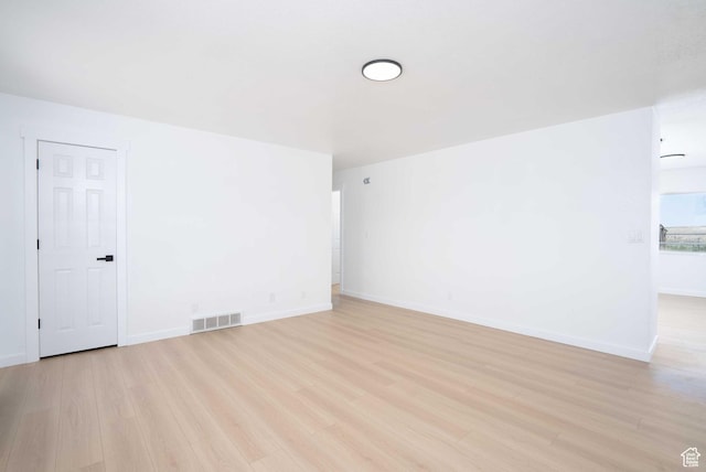 3189 S 4000 W, Roosevelt, UT 84066 - bonus room featuring light wood-style flooring and baseboards