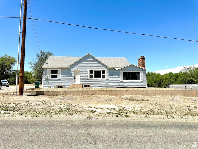 3060 S 2500 E, Vernal, UT 84078 - view of front facade featuring a chimney