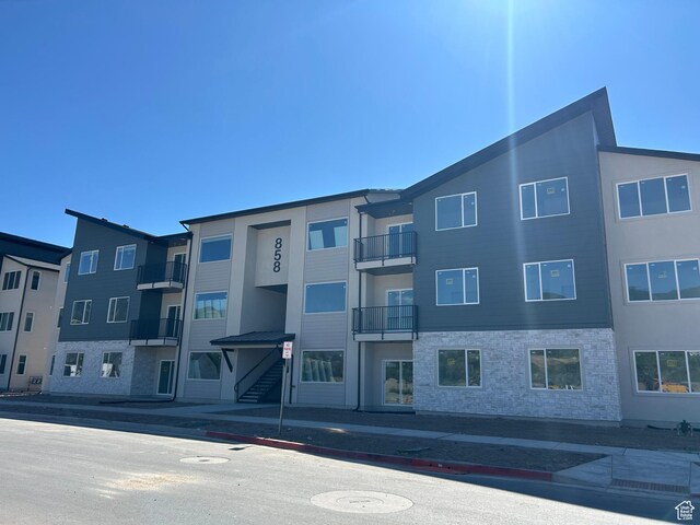 858 S 200 E Unit 3303, Spanish Fork, UT 84660 - photo 1