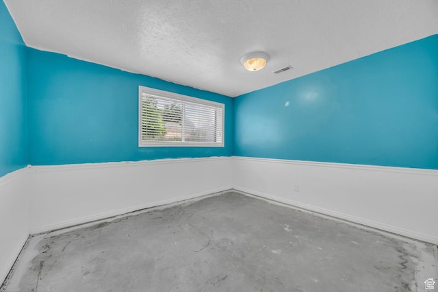 5350 S 3450 W, Roy, UT 84067 - unfurnished room with concrete flooring and a textured ceiling