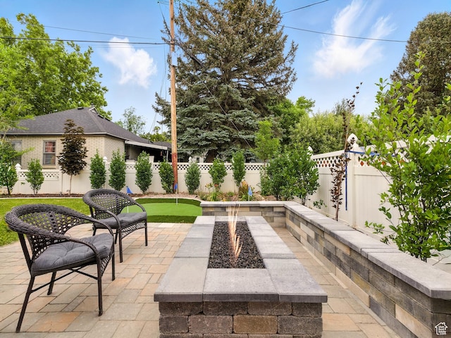 155 S 300 W, Spanish Fork, UT 84660 - fenced backyard featuring a putting area and a patio area