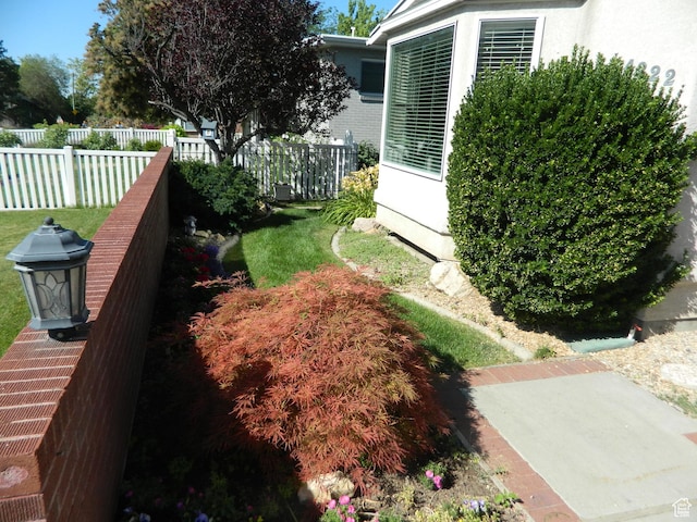 4222 S Edward Dr, Holladay, UT 84124 - view of yard