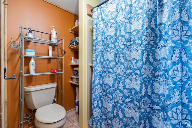 214 W Shinarump Cir, Leeds, UT 84746 - bathroom with curtained shower and tile patterned floors