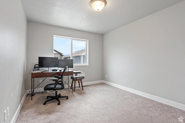 8687 N Oakmont Aly, Eagle Mountain, UT 84005 - carpeted office space featuring a textured ceiling