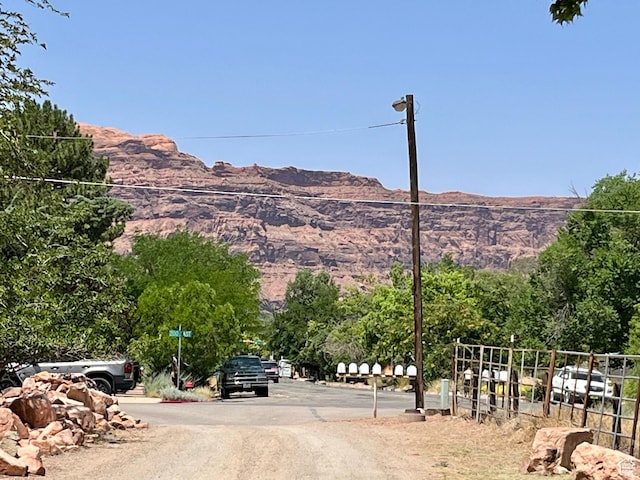 221 E 200 N, Moab, UT 84532 - view of mountain background