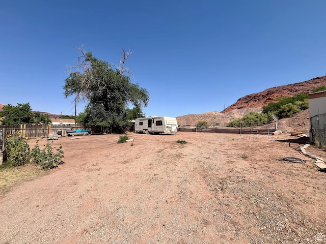 221 E 200 N, Moab, UT 84532 - view of yard featuring a mountain view