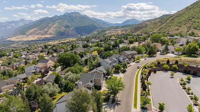 383 E Manti Dr S, Draper, UT 84020 - aerial view of residential area featuring a mountain backdrop