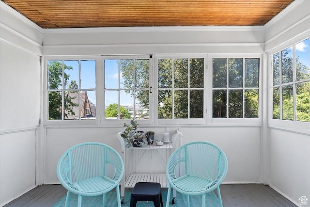 368 S 1100 E, Salt Lake City, UT 84102 - sunroom with wooden ceiling and wood finished floors